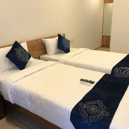 Hotel Amulya Regency Bayappanhalli Экстерьер фото