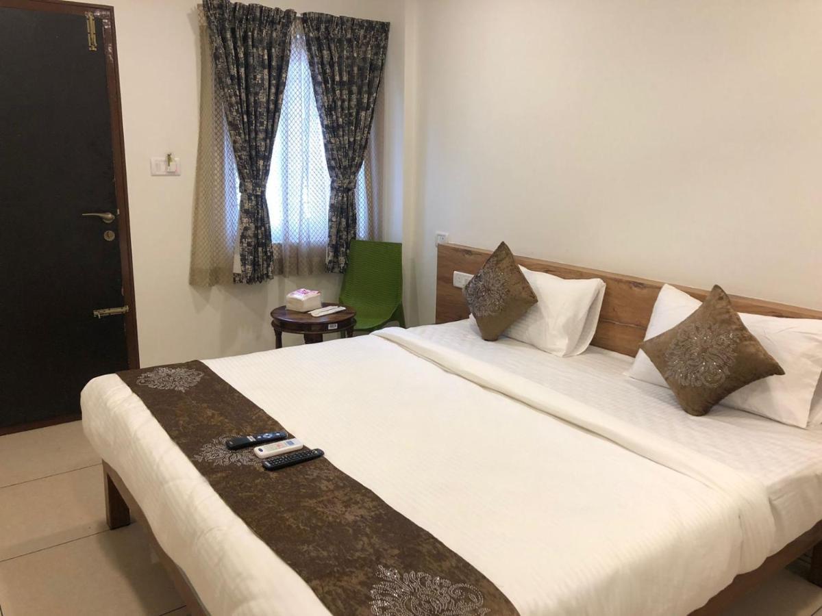 Hotel Amulya Regency Bayappanhalli Экстерьер фото